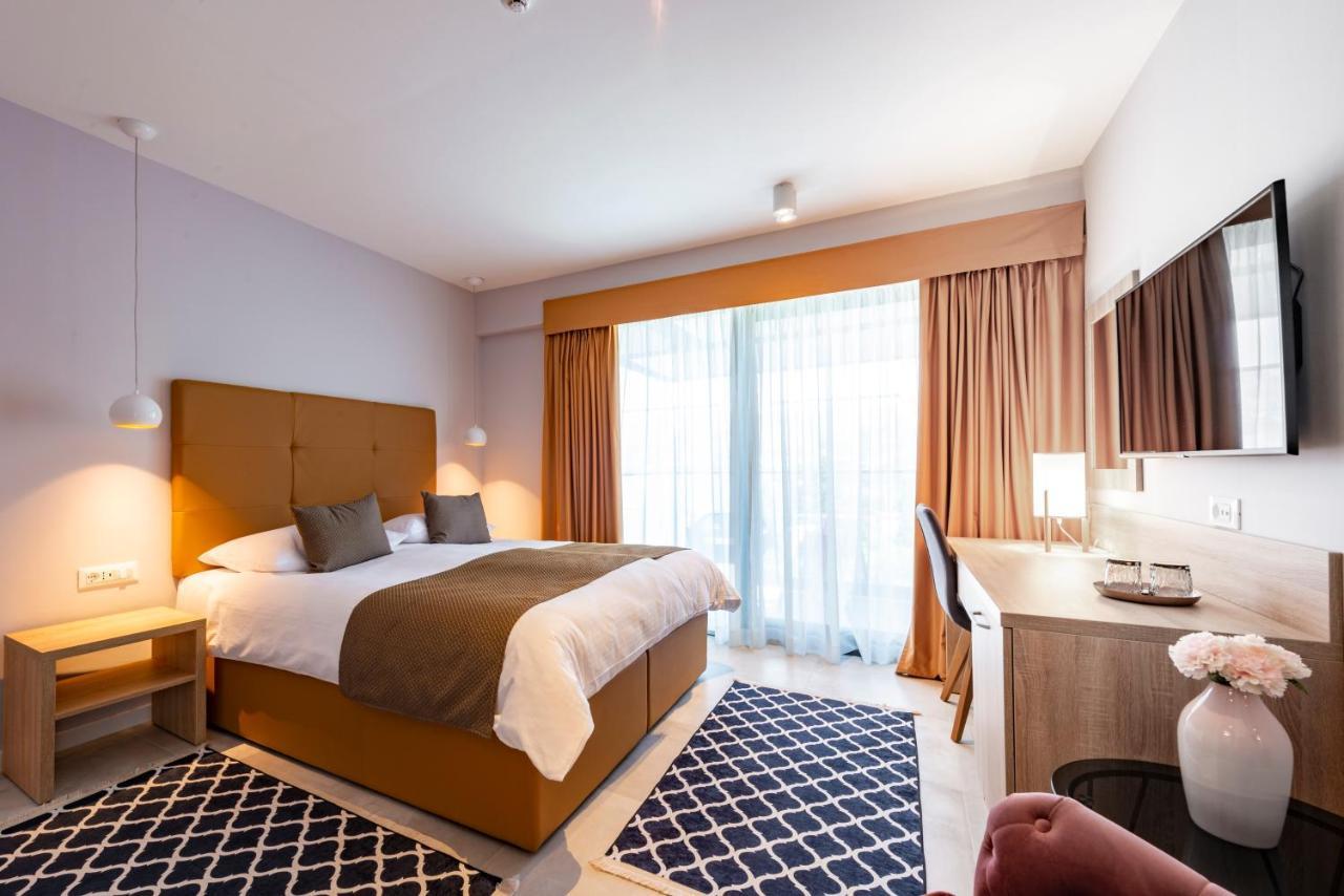 Hotel Seventh ซัฟทัท ภายนอก รูปภาพ